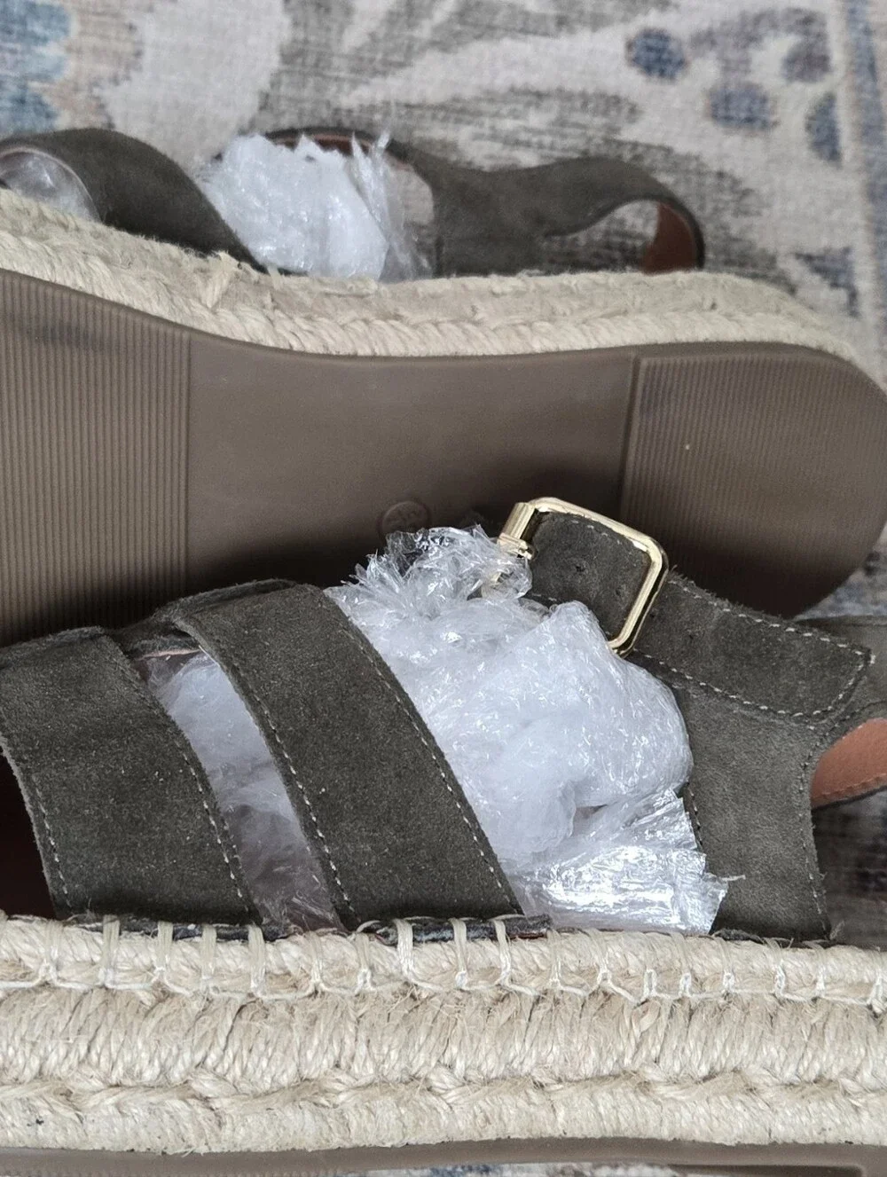 NWT MIA DANETTE Women’s Olive Suede Strappy Espadrille Sandals